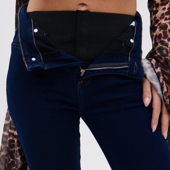 NWT AKIRA THE CORSET WAIST FLARE DENIM Size Large FREE SHIP - Picture 2 of 9